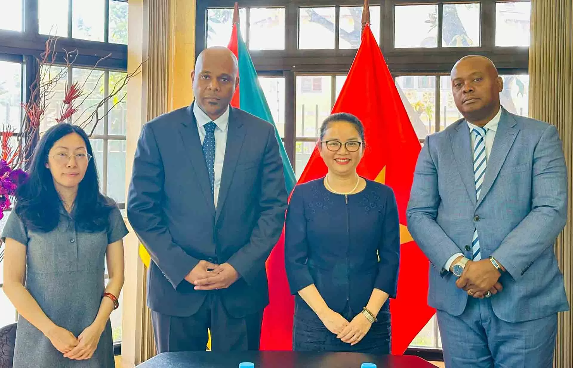 Nhiều doanh nghiệp Việt Nam quan tâm và mong muốn tìm kiếm cơ hội hợp tác với các đối tác thương mại của Mozambique Nhiều doanh nghiệp Việt Nam quan tâm và mong muốn tìm kiếm cơ hội hợp tác với các đối tác thương mại của Mozambique