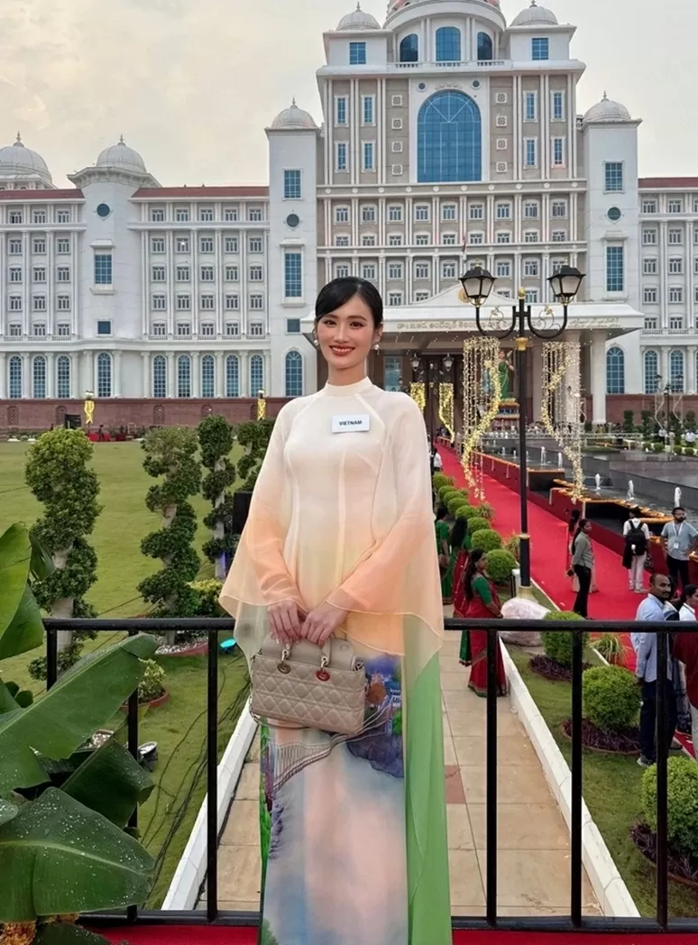 Hoa hậu Ý Nhi
