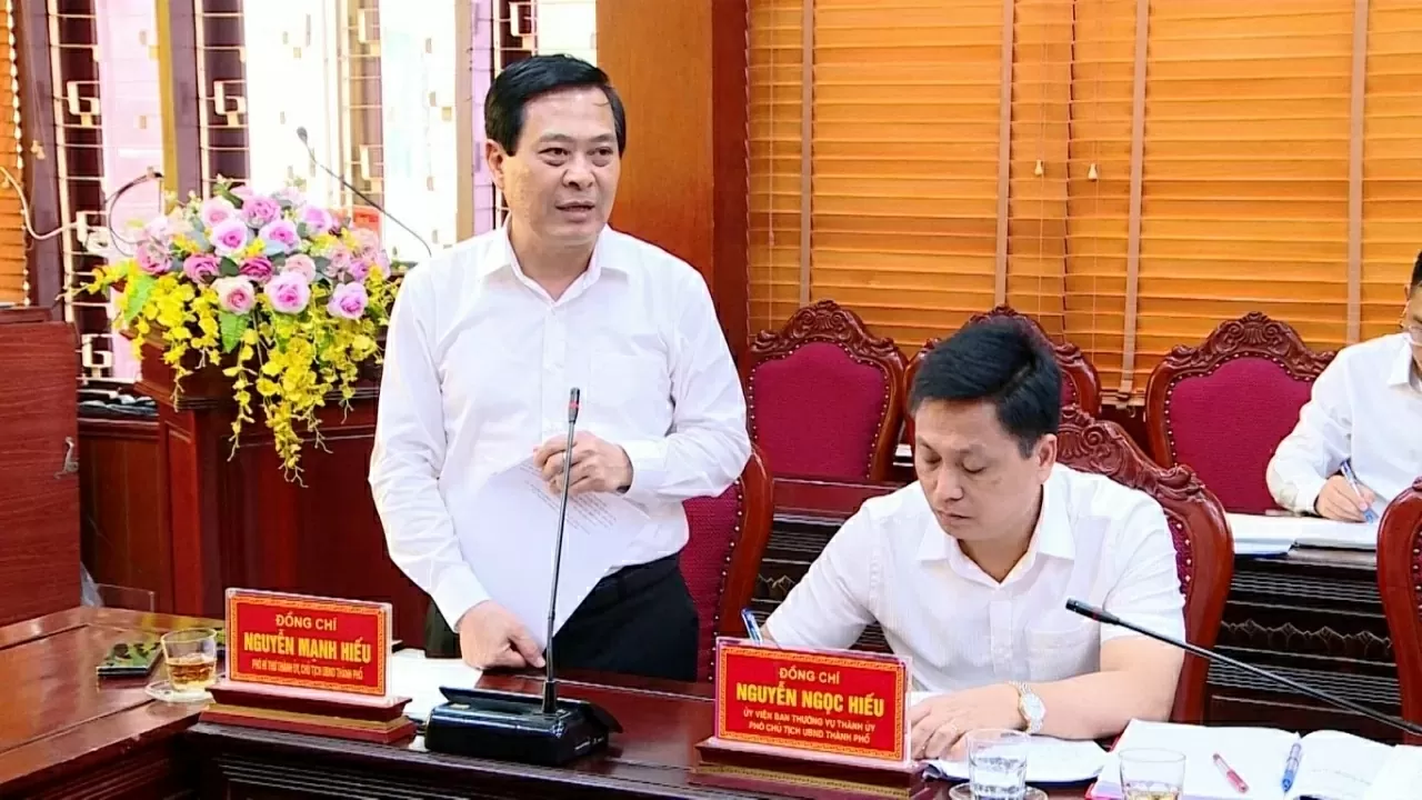 Bac Ninh City discusses ways to ease difficulties for businesses in Phong Khe I and Phong Khe II Industrial Clusters