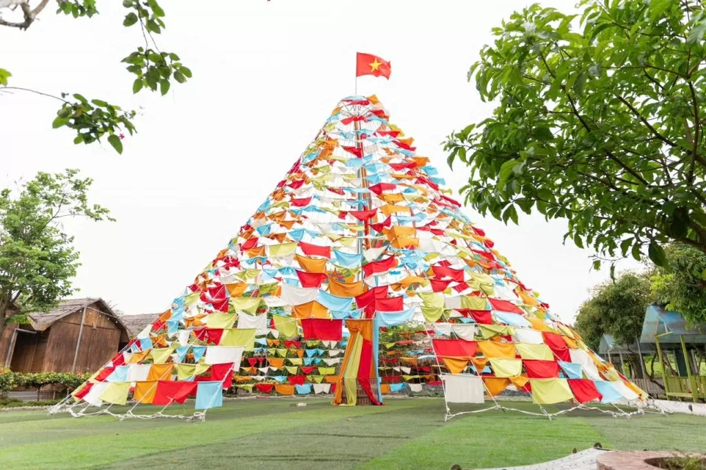 https://cdn.baoquocte.vn/stores/news_dataimages/2025/062025/01/18/canh-dieu-tuoi-tho-hanh-trinh-khoi-goi-ky-uc-va-chap-canh-uoc-mo-20250601185820.webp?rt=202506021507