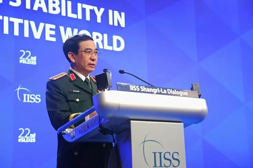 Defence Minister Phan Van Giang highlights key issues to ensure global stability at Shangri-la Dialogue