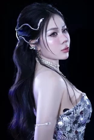 Cô gái đam mê hoạt động thiện nguyện, lan tỏa năng lượng sống tích cực