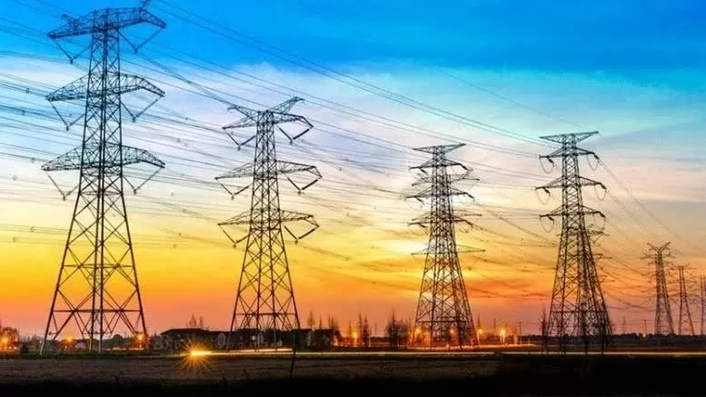 Prime Minister demands ensuring power supply during peak months