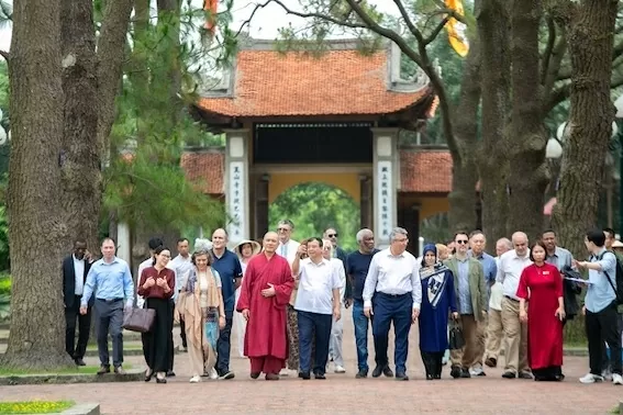 Visit Hai Duong to discover the serene and profound beauty of the 'Land of the East'