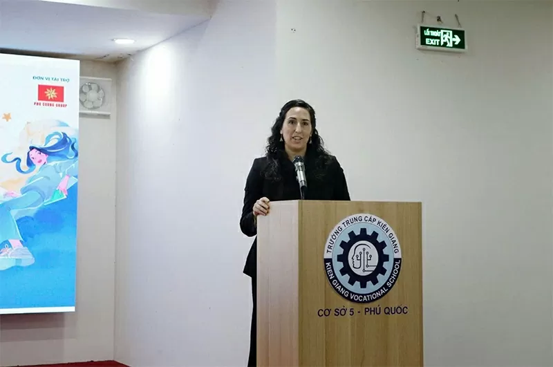 A Khan Academy representative speaks at the 2025 Math Open Day.