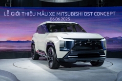 Cận cảnh Mitsubishi DST Concept vừa trình làng tại Việt Nam