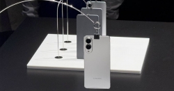 Samsung lý giải vì sao Galaxy S25 Edge vẫn mạnh dù pin nhỏ