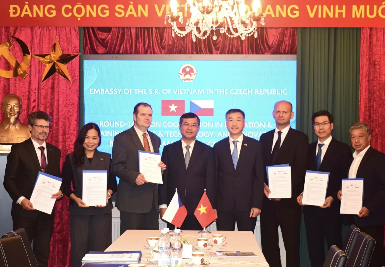Việt Nam - Cộng hòa Czech đẩy mạnh hợp tác giáo dục và đổi mới sáng tạo