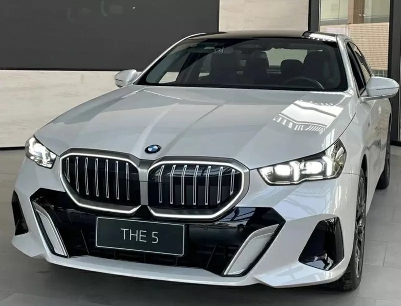 BMW 5 Series 2025 còn được trang bị ADAS thế hệ mới