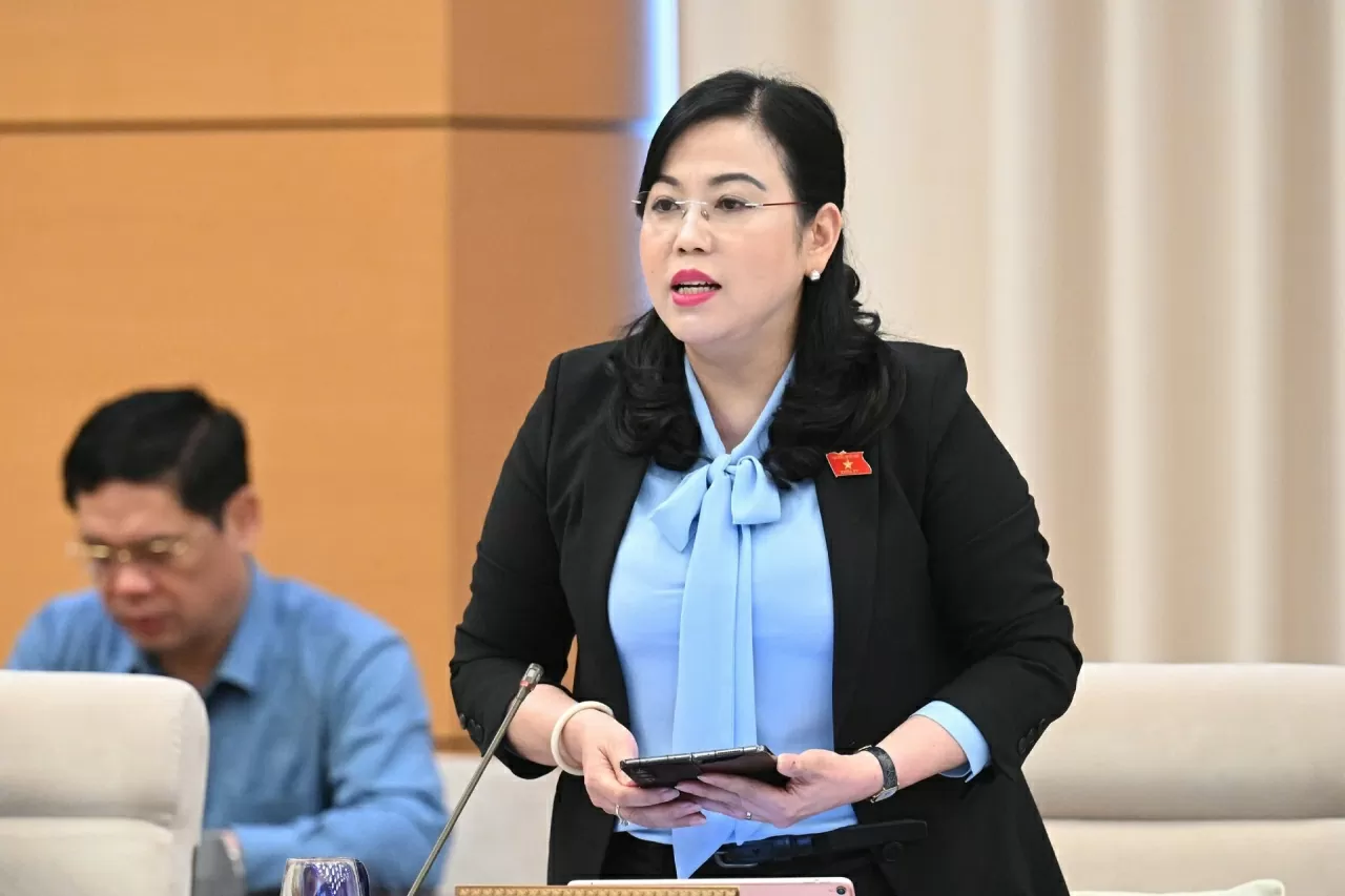 Bộ trưởng Nguyễn Kim Sơn lý giải việc cấm giáo viên dạy thêm học sinh chính khóa