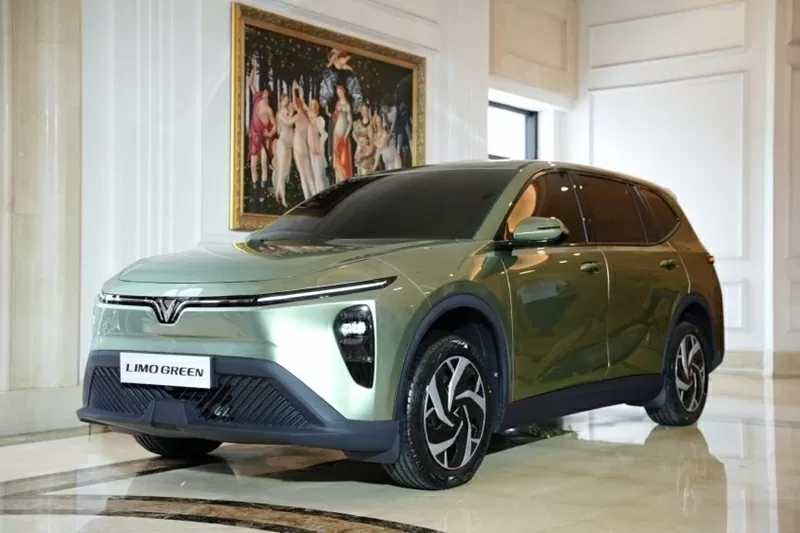 VinFast Limo Green – mẫu MPV điện 7 chỗ chính thức ra mắt.
