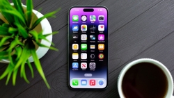 Tại sao iPhone không được hỗ trợ nâng cấp lên iOS 19 năm nay?