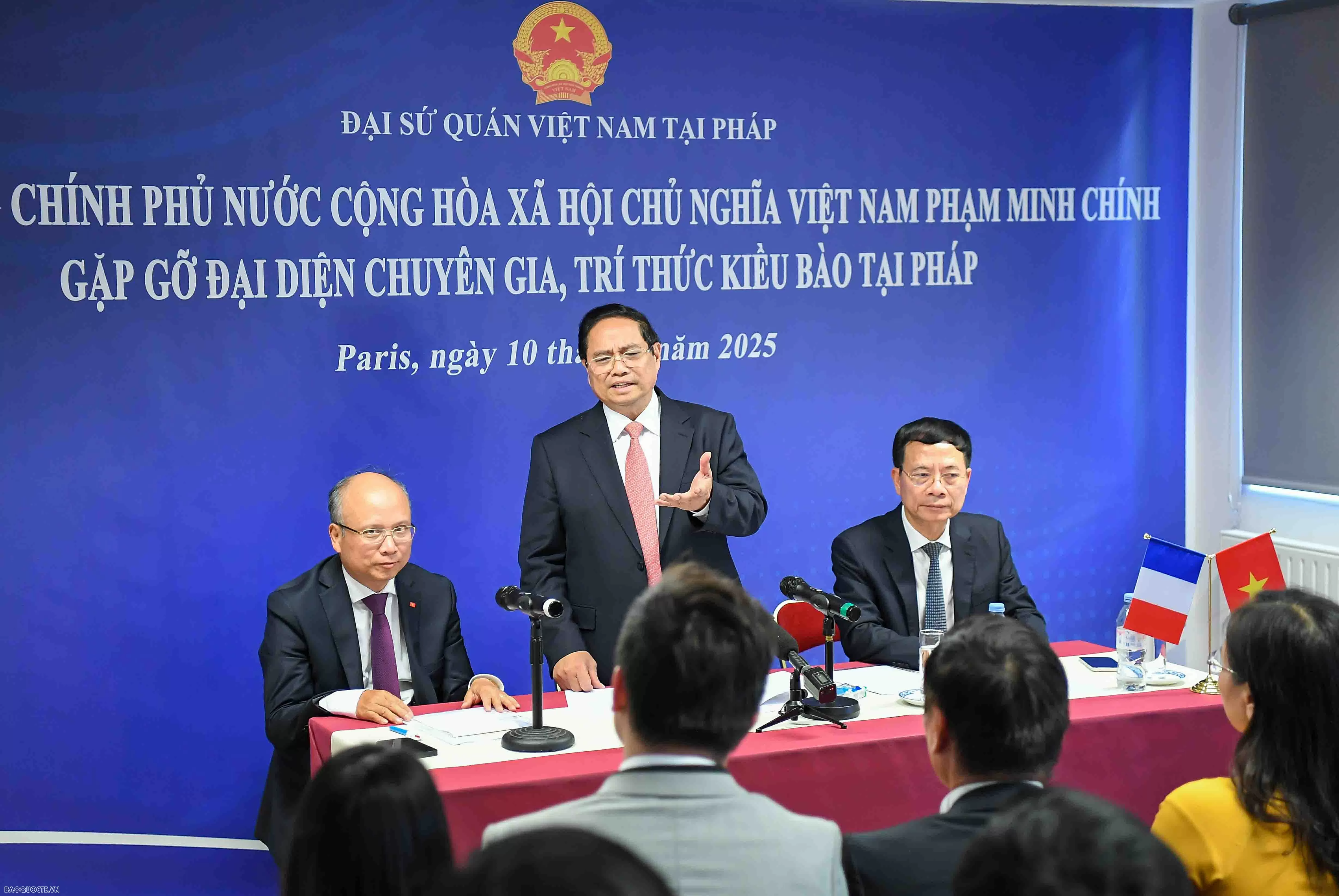 Để Việt Nam chuyển từ trạng thái mua sang tự chủ công nghệ