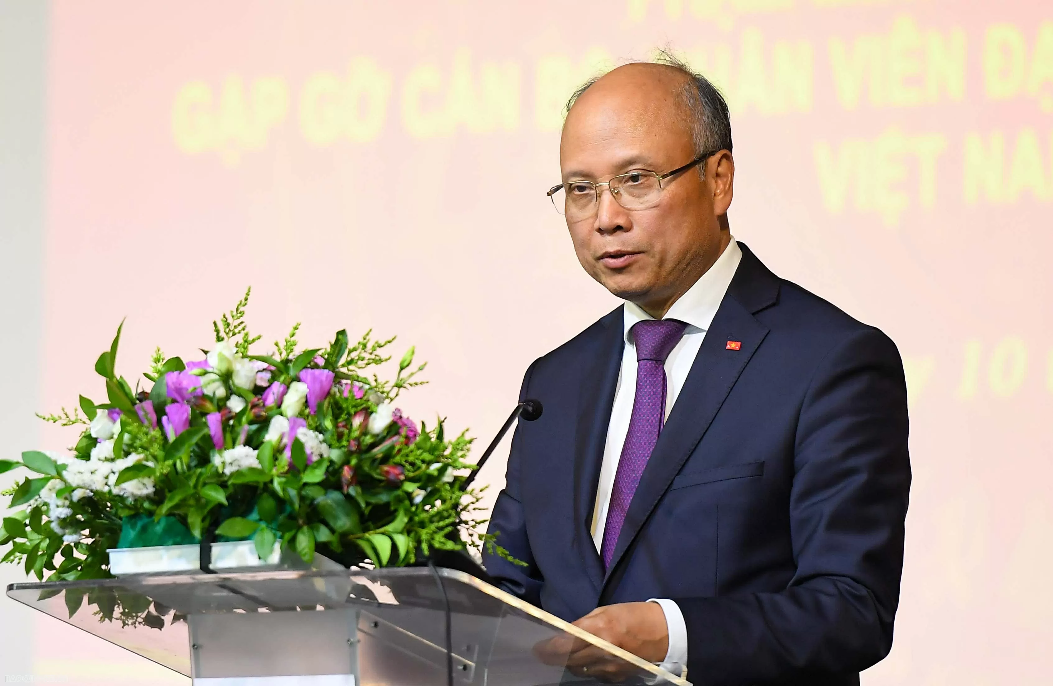 Thủ tướng Phạm Minh Chính gặp gỡ cộng đồng người Việt Nam tại Pháp Thủ tướng Phạm Minh Chính gặp gỡ cộng đồng người Việt Nam tại Pháp