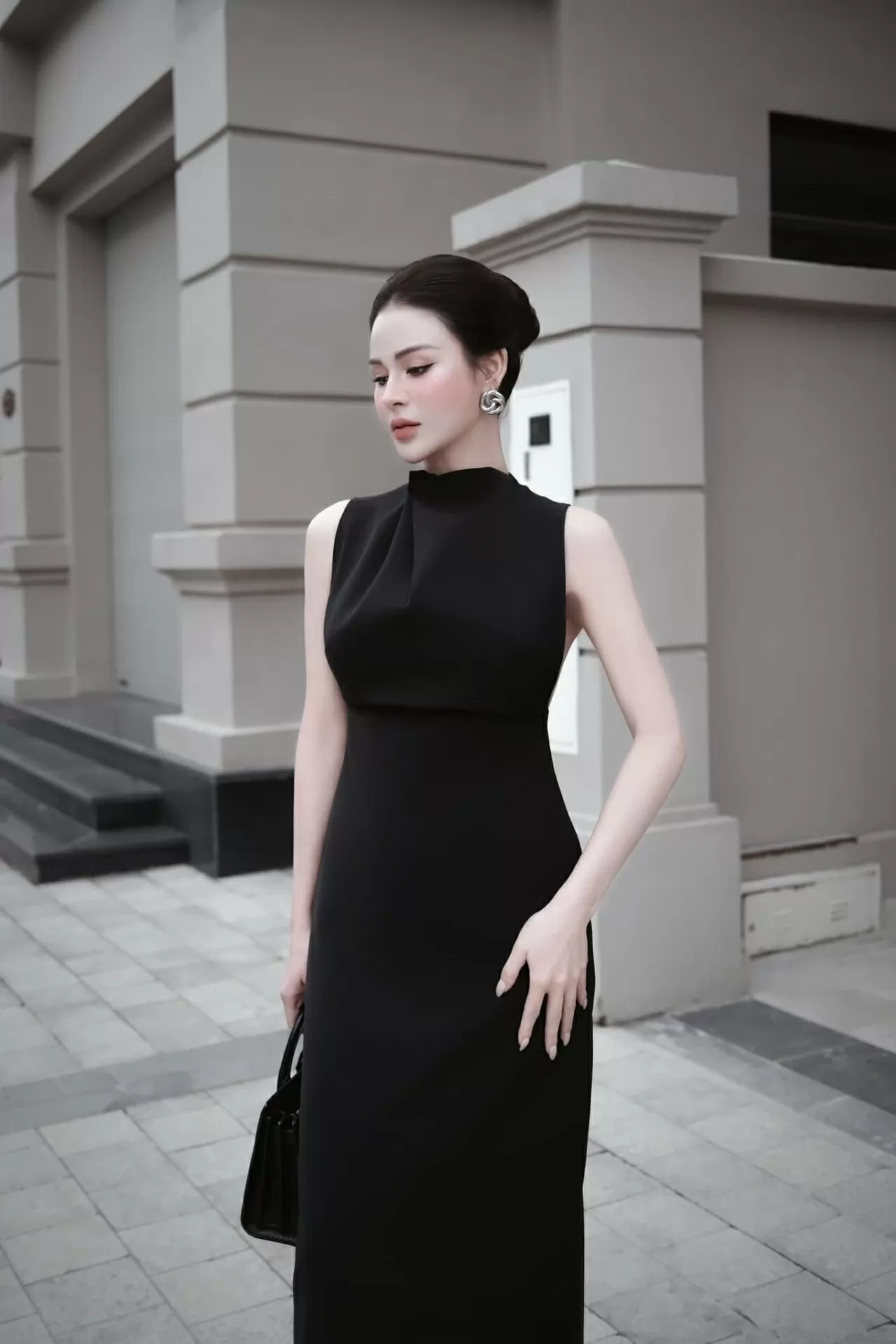 Ngắm gu thời trang sang chảnh của diễn viên Lương Thu Trang phim 'Dịu dàng màu nắng'