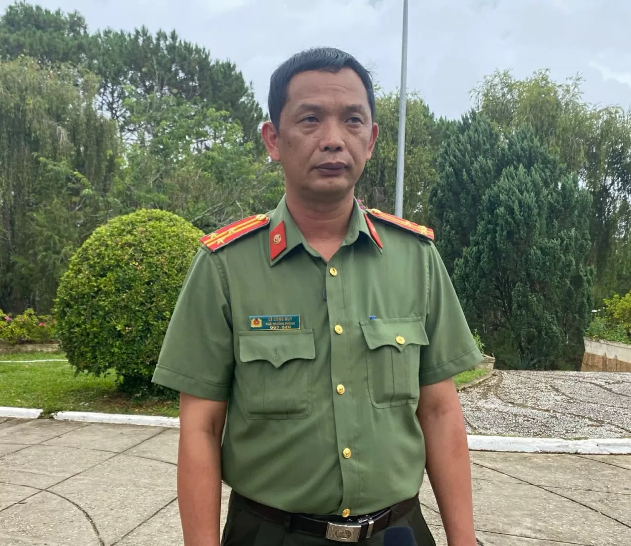 Phó trưởng phòng An ninh nội địa, công an tỉnh Lâm Đồng, ông Lê Công Duy nhấn mạnh, chính quyền địa phương đã truyền đạt các chủ trương, chính sách, pháp luật về tín ngưỡng, tôn giáo đến đồng bào một cách gần gũi, dễ hiểu. (Ảnh: Xuân Sơn)