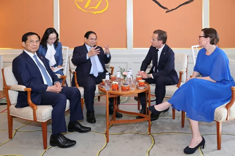 Vietnam, Sweden Prime Ministers hold talks, upgrade ties to sectoral strategic partnership in sci-tech, innovation