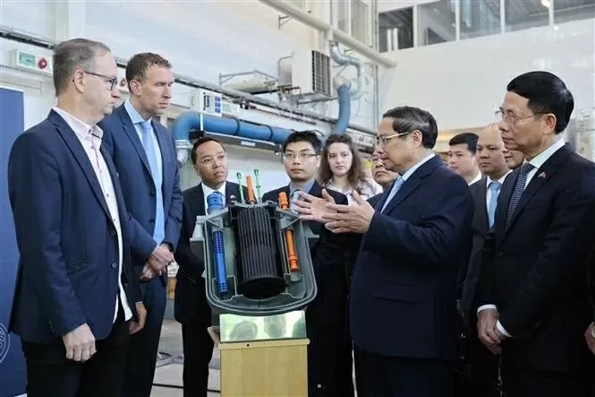 PM Pham Minh Chinh calls for cooperation with Sweden in nuclear energy technology