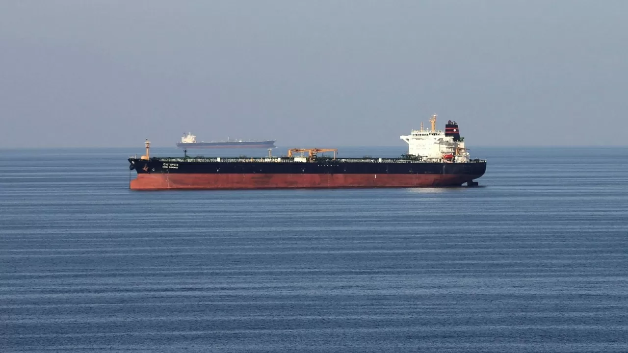 Căng thẳng Israel-Iran nóng hầm hập, thị trường dầu mỏ náo loạn, tài chính toàn cầu chao đảo, chuỗi cung ứng 'rung lắc'