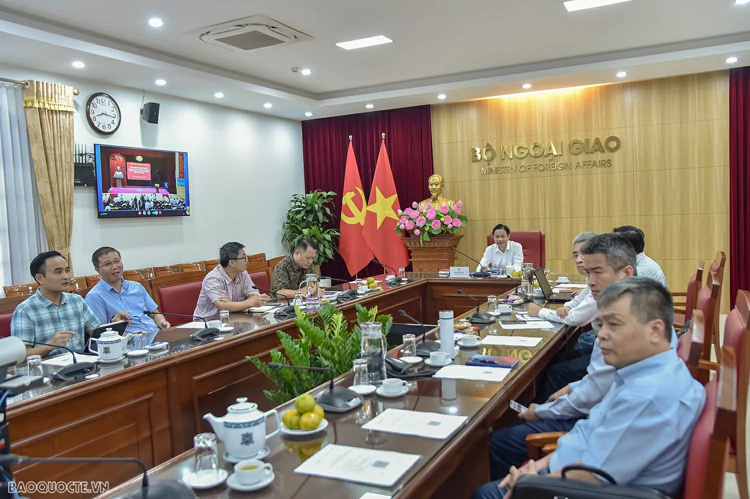 Bộ Ngoại giao tham gia Hội nghị tập huấn chuyên môn, nghiệp vụ về công tác tổ chức xây dựng Đảng và hệ thống chính trị ở cấp xã (mới)