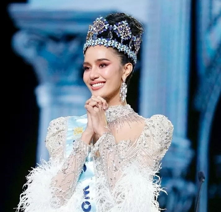 Hoa hậu thế giới 2025 Suchata Chuangsri xúc động tri ân người hâm mộ Thái Lan