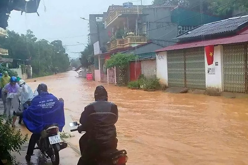 Thành phố Lạng Sơn thành biển nước sau cơn mưa lớn Thành phố Lạng Sơn thành biển nước sau cơn mưa lớn