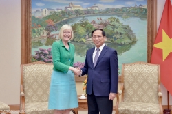 Deputy PM, FM Bui Thanh Son welcomes Australian Ambassador Gillian Bird in Vietnam