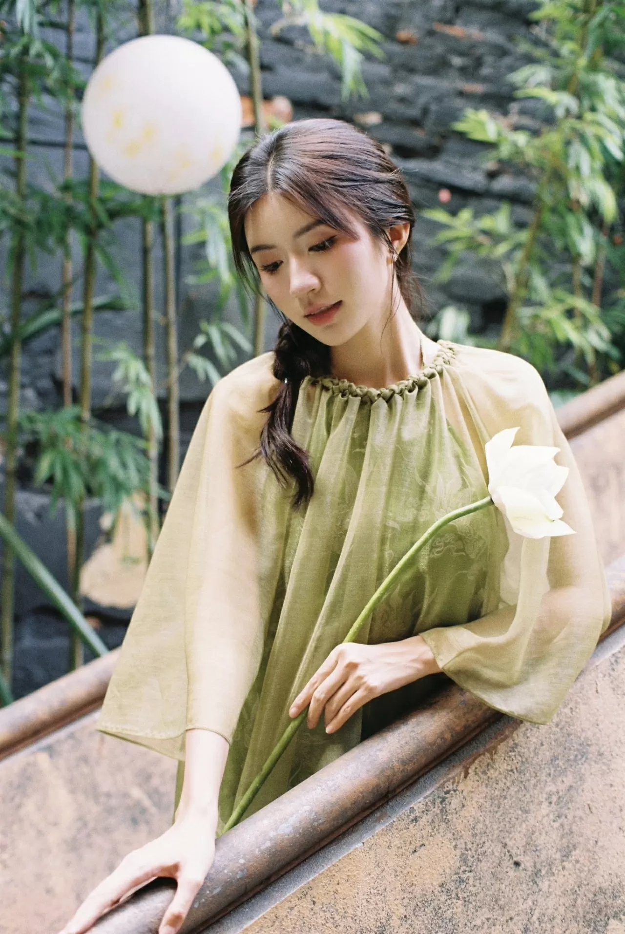 Nhan sắc đời thường của Ngọc Huyền phim Dịu dàng màu nắng