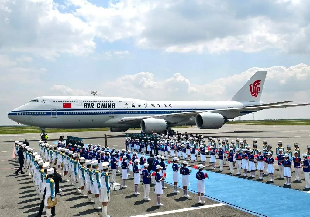 Chủ tịch Trung Quốc Tập Cận Bình đến Astana dự Hội nghị thượng đỉnh Trung Quốc - Trung Á Chủ tịch Trung Quốc Tập Cận Bình đến Astana dự Hội nghị thượng đỉnh Trung Quốc Trung Á