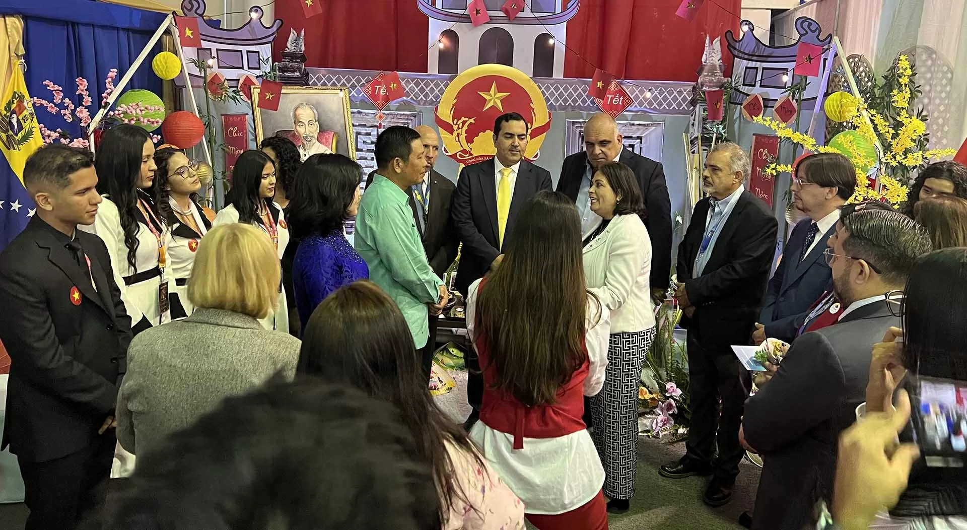 Không gian Việt Nam giữa lòng Caracas Không gian Việt Nam giữa lòng Caracas