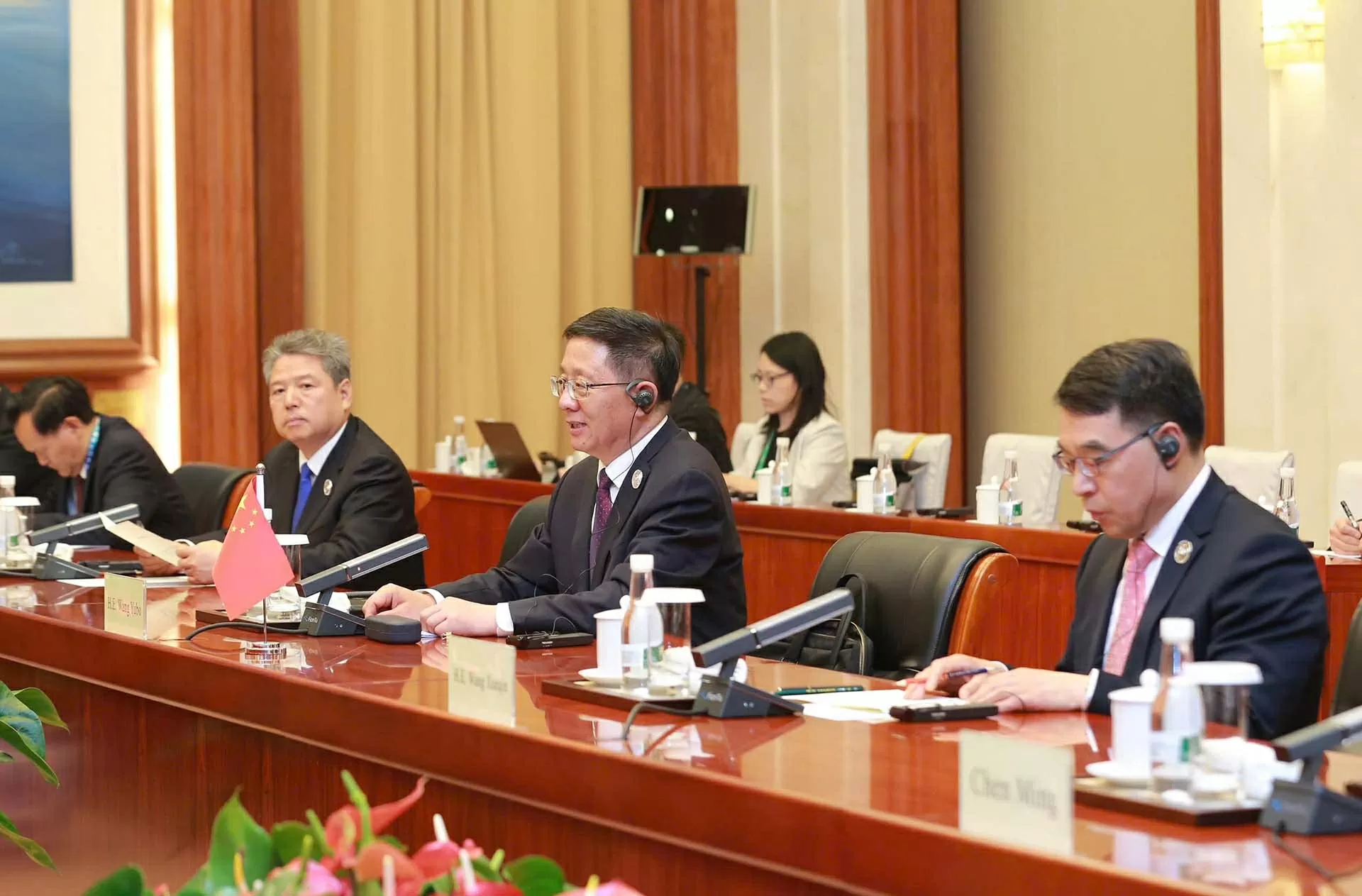 Tạo điều kiện để các địa phương của Việt Nam tăng cường hơn nữa quan hệ hợp tác với tỉnh Vân Nam, Trung Quốc Tạo điều kiện để các địa phương của Việt Nam tăng cường hơn nữa quan hệ hợp tác với tỉnh Vân Nam, Trung Quốc
