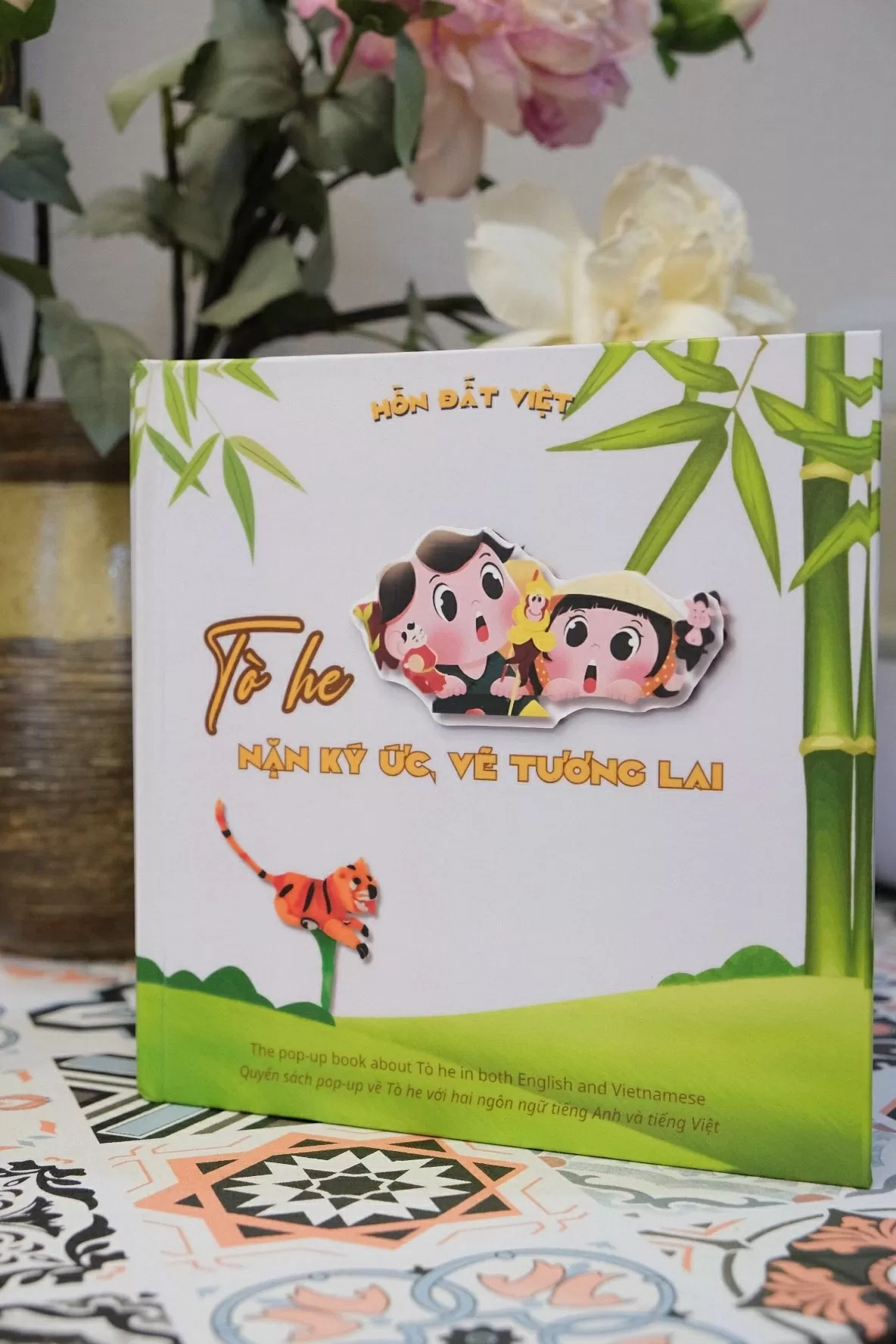 Hồn Đất Việt: Sinh viên trẻ góp sức bảo tồn nghệ thuật Tò he Hồn Đất Việt: Sinh viên trẻ góp sức bảo tồn nghệ thuật Tò he