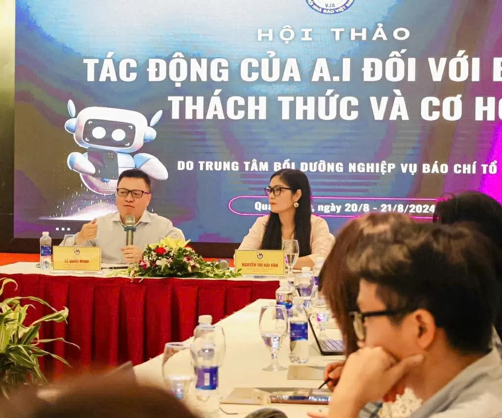 Bồi dưỡng báo chí thời AI