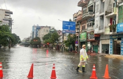 Ngập lụt ở Thái Nguyên: 2 khu vực chịu ảnh hưởng nặng nề nhất, người dân nỗ lực di dời tài sản