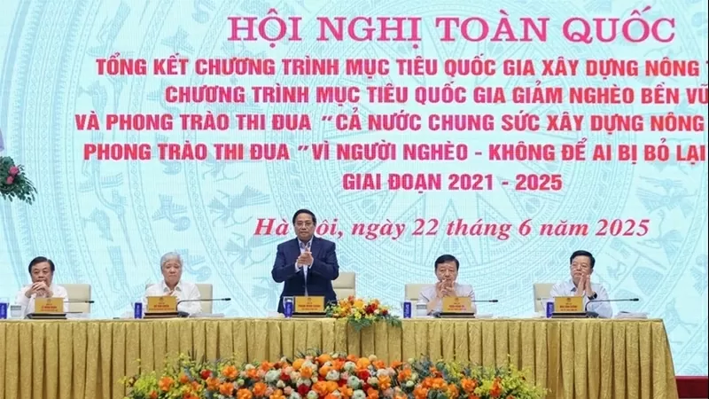 PM Pham Minh Chinh chairs national conference on new rural development, sustainable poverty reduction