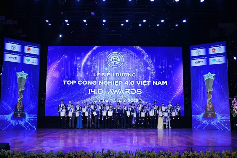 Biểu dương TOP Công nghiệp 4.0 Việt Nam – I4.0 Awards năm 2025 Biểu dương TOP Công nghiệp 4.0 Việt Nam – I4.0 Awards năm 2025