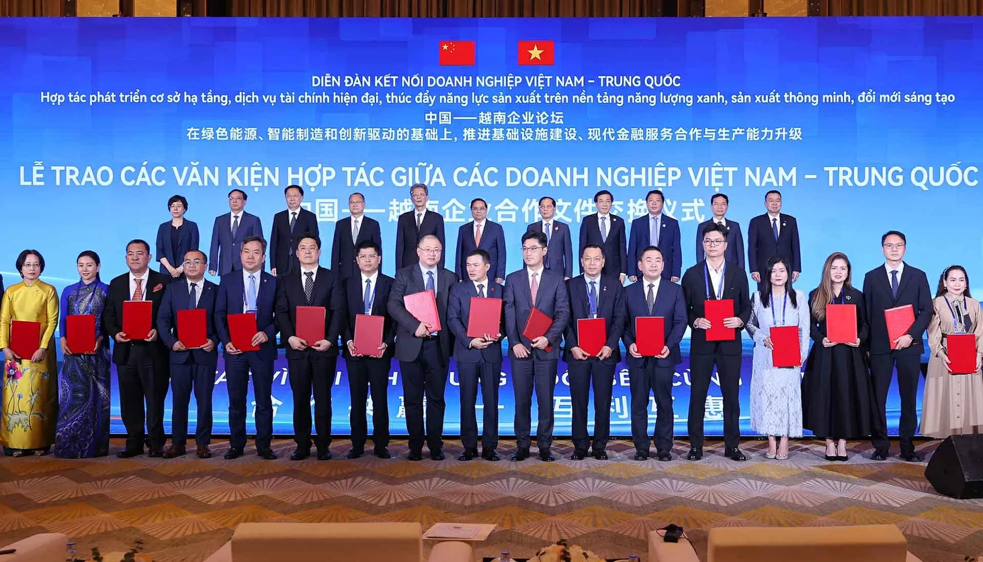 Không gian và cơ hội hợp tác kinh tế giữa Việt Nam và Trung Quốc còn rất rộng lớn Không gian và cơ hội hợp tác kinh tế giữa Việt Nam và Trung Quốc còn rất rộng lớn