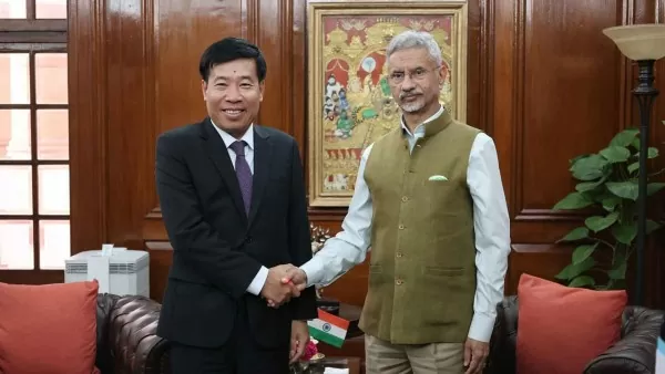 Vietnam, India diplomats hold political consultation, strategic dialogue in New Delhi