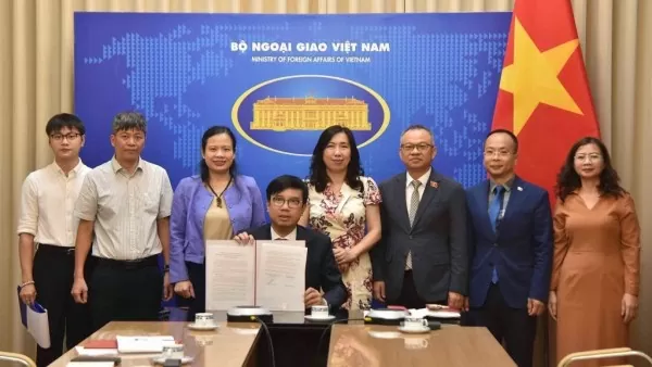 New milestone in international media cooperation: The World & Vietnam Report partners with The Colombo Times