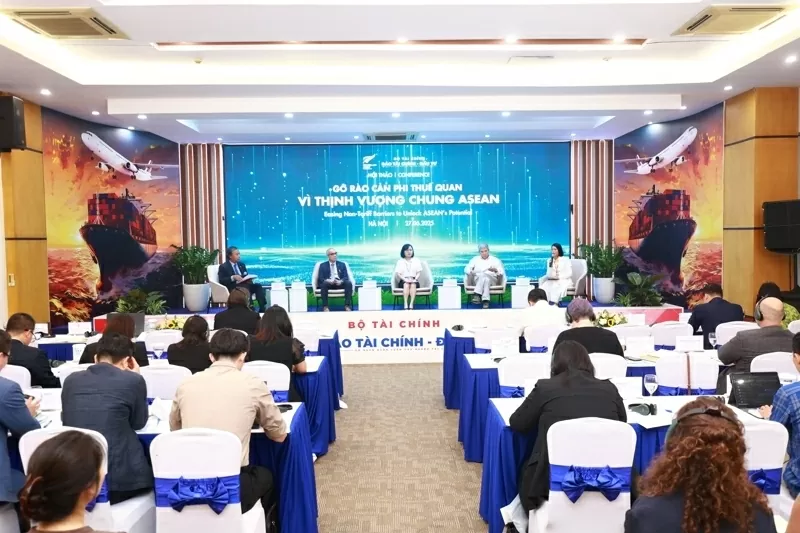 Non-tariff barriers still impede Vietnamese exports to ASEAN