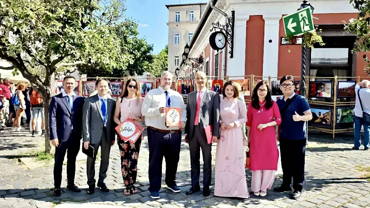 Vietnamese Embassy in Hungary held Cultural Day to enhance exchanges and bilateral friendship