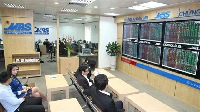 Securities firms hike fees amid new VAT rules
