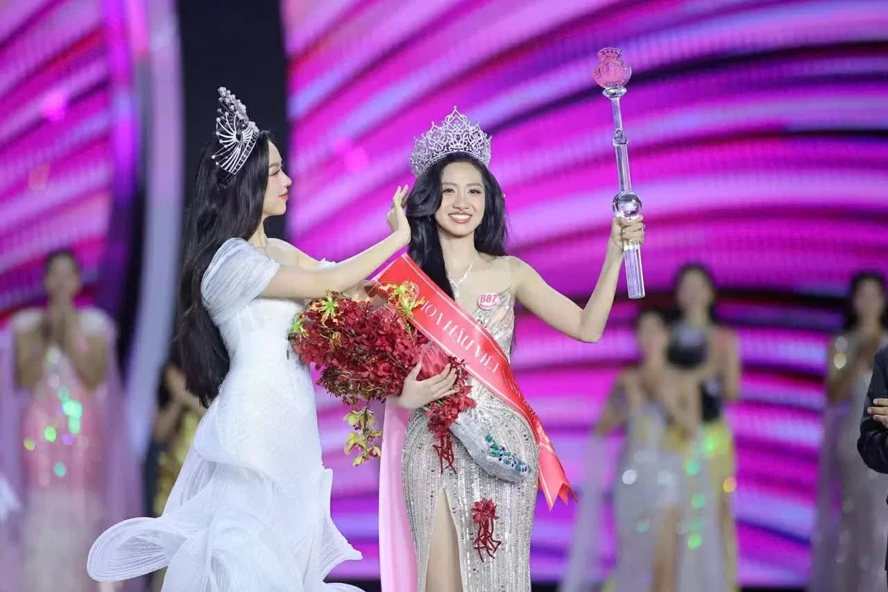The pure beauty of Miss Ha Truc Linh