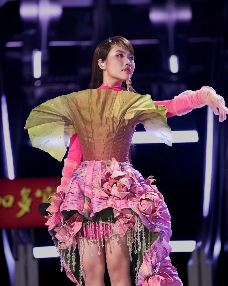 Thời trang Phương Mỹ Chi Thời trang Phương Mỹ Chi