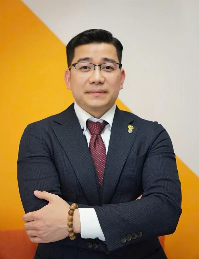 Doanh nhân Phạm Đình Thương – Tổng Giám đốc SUNSHINE GLOBAL. Doanh nhân Phạm Đình Thương – Tổng Giám đốc SUNSHINE GLOBAL.