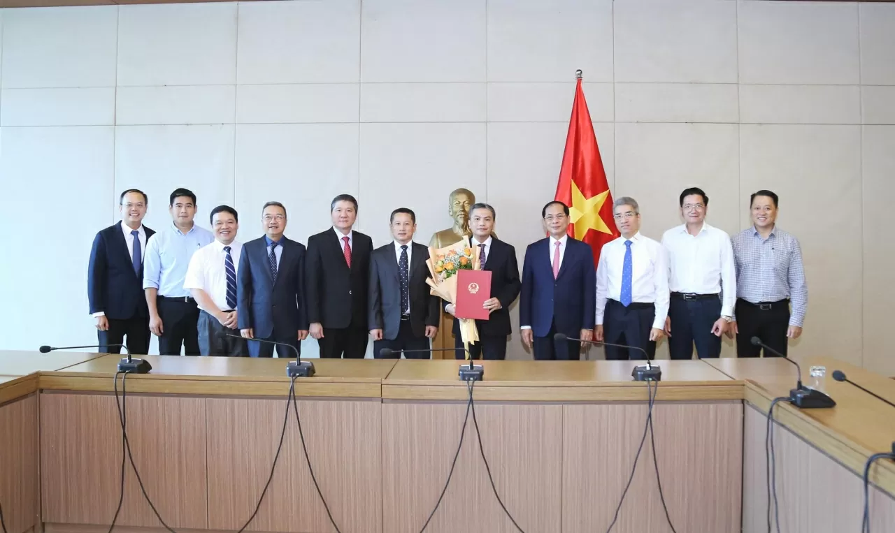 Appointment for the Director General of the Department of Cryptography and Information Technology