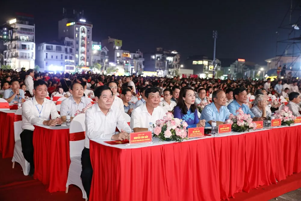 Chương trình nghệ thuật chào mừng thành lập tỉnh Bắc Ninh mới: Vững tin hội nhập và phát triển Chương trình nghệ thuật chào mừng thành lập tỉnh Bắc Ninh mới: Vững tin hội nhập và phát triển