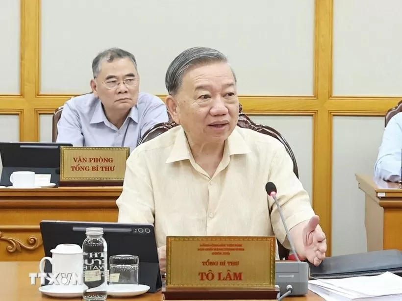 General Secretary To Lam calls for strengthened leadership to ensure efficient operations of two-tier local administrations