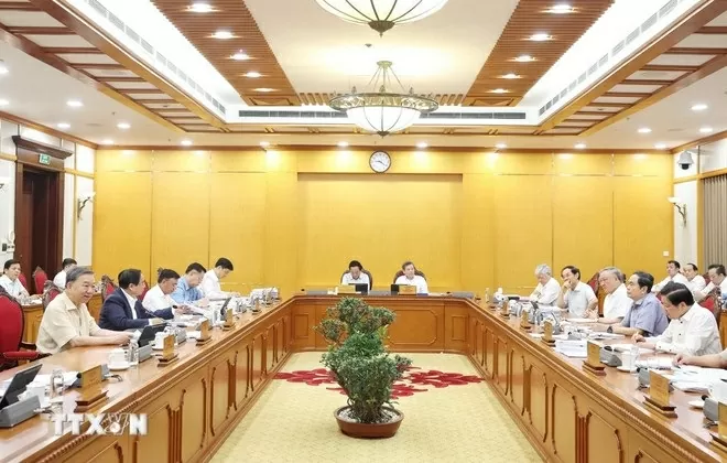 General Secretary To Lam calls for strengthened leadership to ensure efficient operations of two-tier local administrations