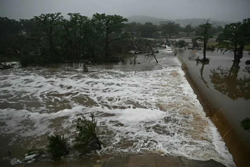 Vietnamese leaders send messages of sympathy to U.S. President Donald Trump over Texas flash floods